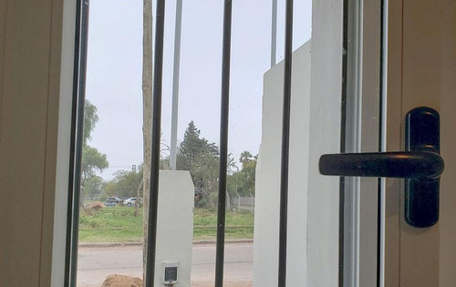 Imagen 7 de 10 de Venta. Galpón De 360 M². Calle Villa Larca