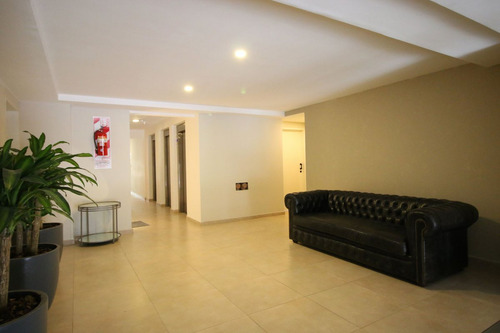 Divino 3 Amb A Estre Piso Alto.ameni. Ituzaingo
