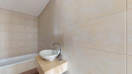 Venta Departamento 3 Ambientes En Velez Sarsfield, Al Frente, 100m2