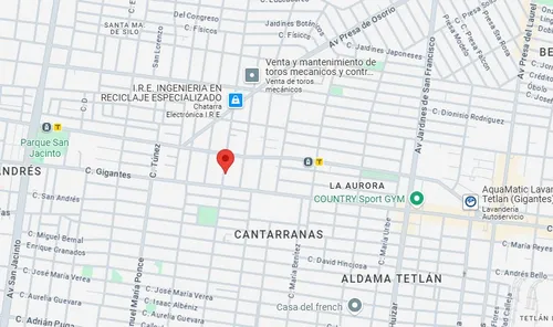 Casa En Colonia Agustín Yáñez, Guadalajara, Jalisco. Con 4 Recamaras Y 568m2. A Unos Minutos De Mercado El Campesino.