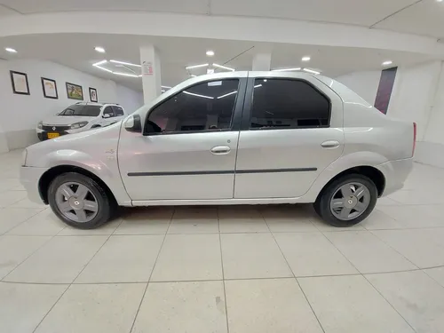 Renault Logan 1.6 Expression