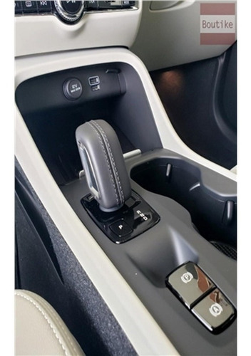 Imagem 8 de 8 de Volvo Xc40 - 1.5 T5 Recharge Momentum Geartronic