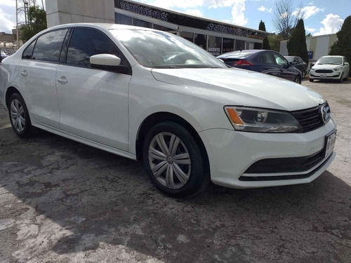 Imagen 6 de 15 de Volkswagen Jetta 2017 4p L4/2.0 Man