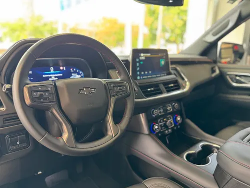 Chevrolet Suburban 5.3 Rst 4X4 At