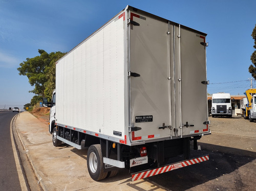Vw 11180 Delivery Prime 2022 Com Bau De 4,80 Mtrs Isolado