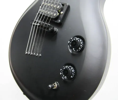Guitarra Electrica Fina Les Paul Gsw Negro Mate Gothic