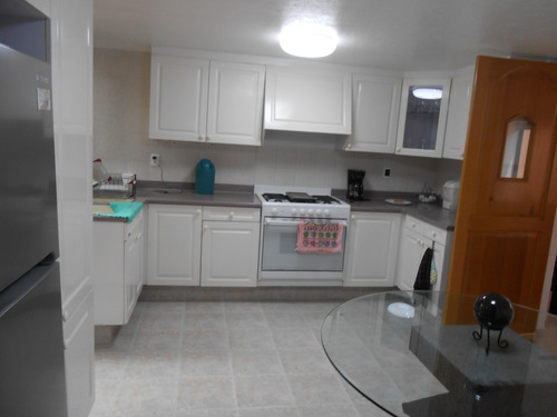 Imagen 1 de 14 de Casa En Venta De 3 Recamaras En Fuentes De Tepepan En Cdmx