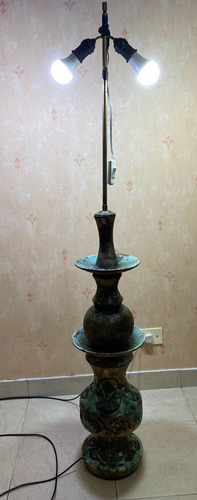 Lampara De Pie Antigua De Ceramica Y Pantalla-usada No Envio Natural (Usado)