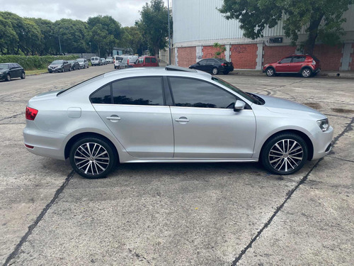 Volkswagen Vento 2.0 Sportline Tsi 200cv Dsg 2013