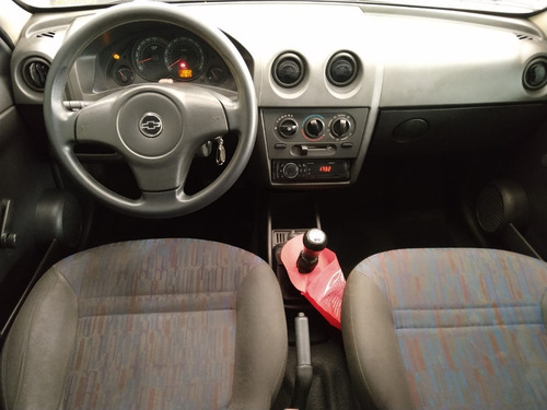 Imagem 10 de 14 de Gm Chevrolet Celta Spirit 1.0 Flex 2011 2p