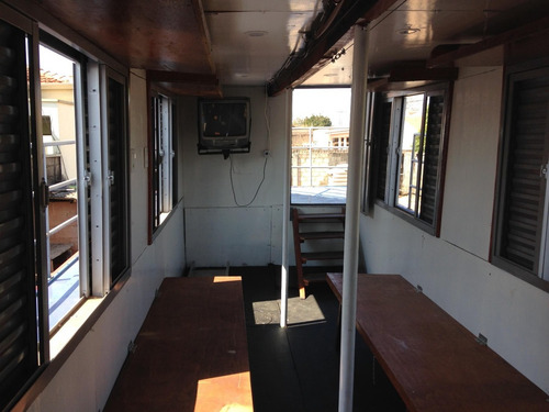 Imagem 5 de 11 de Barcos E Lanchas
