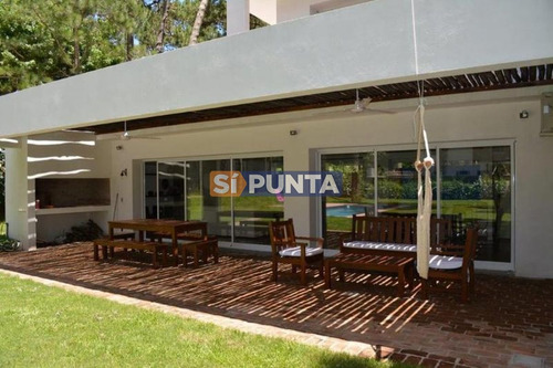 Imagen 3 de 7 de Hermosa Casa En Alquiler Y Venta