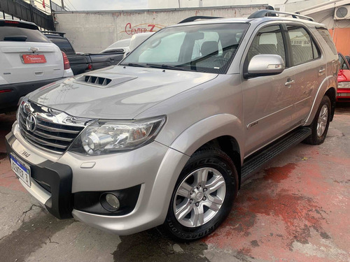 Imagem 1 de 15 de Toyota Sw4 2013 3.0 Srv 7l 4x4 Aut. 5p