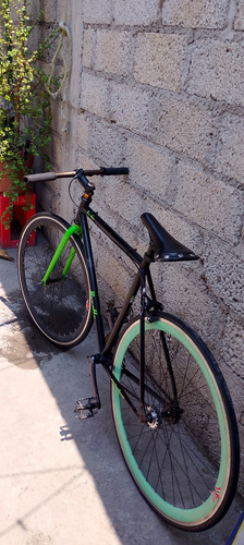 Bicicleta Benotto Scuadra 700c 1v Fixie Negro/verde Alto 90cm, Largo 173 (Usado)