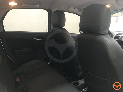 Imagem 14 de 15 de Fiat Grand Siena 1.4 Mpi Attractive 8v Flex 4p Manual