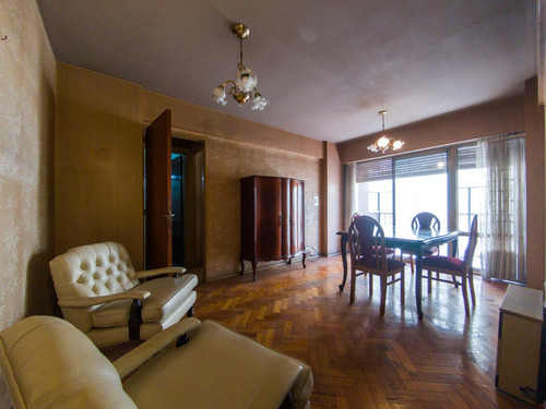 Departamento 2 Ambientes En Villa Devoto (calderón Al 3200)