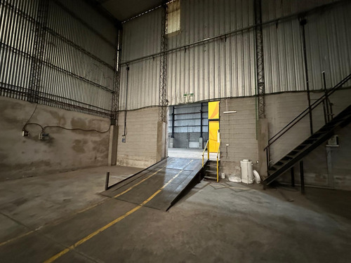 Alquiler Deposito 1900 M2 En Benavidez Tigre