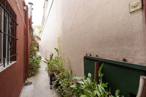 Ph En Venta De 3 Ambientes Con Terraza En Balvanera.
