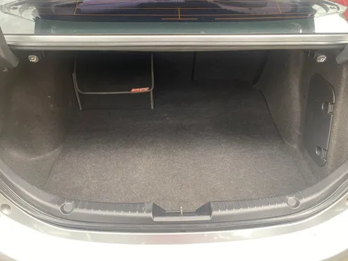 Mazda 3 2.0 Touring At