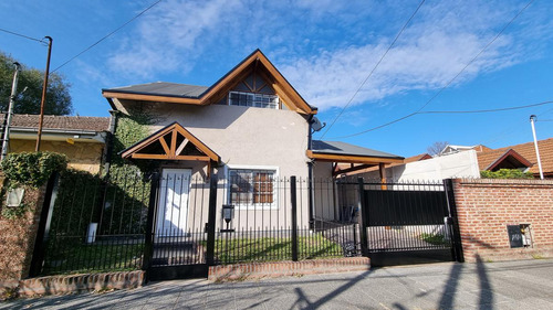 Chalet En Venta En Quilmes Oeste