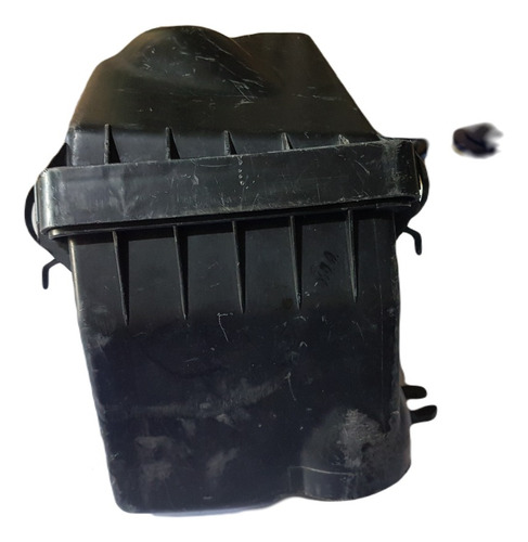 Envase Filtro De Aire Nissan D21 Full Inyection Año 2002 (Usado)