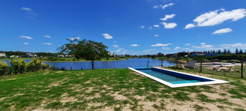 Imagen 4 de 19 de Hermosa Casa En San Matias Área 1 Al Agua