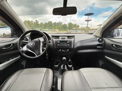 Nissan NP300 Frontier 2.5l 4x2