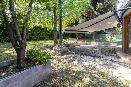 Casa En Venta En La Reina Alta ! Vista Verde, Buen Barrio!!