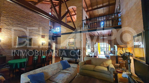 Manuel García 1000 - Núñez - Barrio River- 260 M2 Jardín