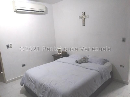 Imagen 12 de 23 de Townhouse En Manantial Conjunto Exvlusivo 0412-3640584