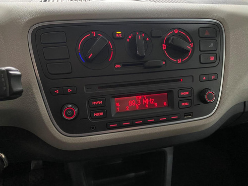 Volkswagen Up! Move 1.0 Total Flex 12v 5p