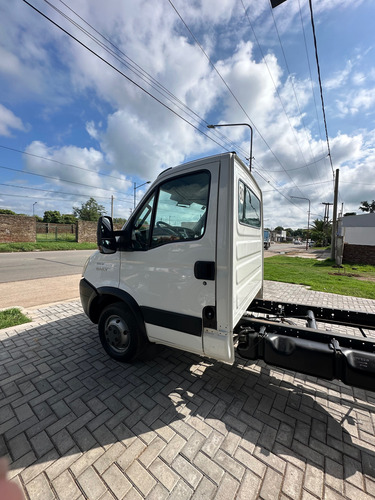 Iveco Daily 55/170 Chasis. Año 2017. 758.000 Km