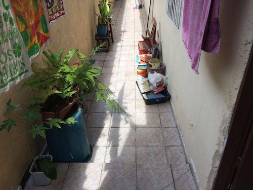 Imagem 16 de 18 de Ótima Casa Próximo De Tudo Farmácias, Lojas, Avenidas, Pontos De Condução E Muitos Mais Alem Disso A Casa É Muito Boa Com Ambientes Bem Arejados E Cômodos Bons - Hm2562