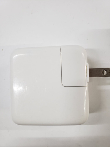 Cargador Adaptador De Corriente Usb-c De 29w A1540 Apple (Usado)