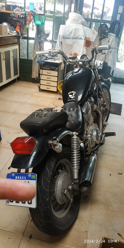 Suzuki  Intruder