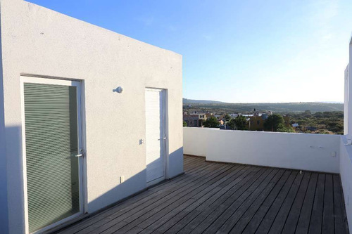 Casa En Venta En San Miguel De Allende: 3 Recámaras Y Rooftop
