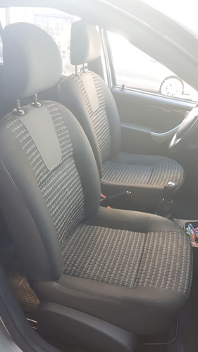 Renault Sandero 1.6 Luxe 2011