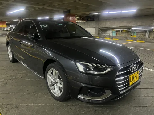Audi A4 AUDI A4 TFSI MHEV advance TP TURBO
