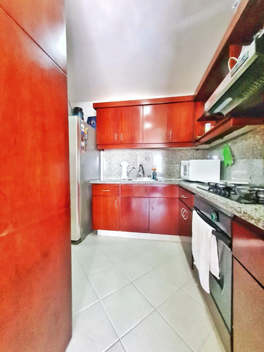 Vendo / Arriendo Apto. 92 M2 La Calleja Resort