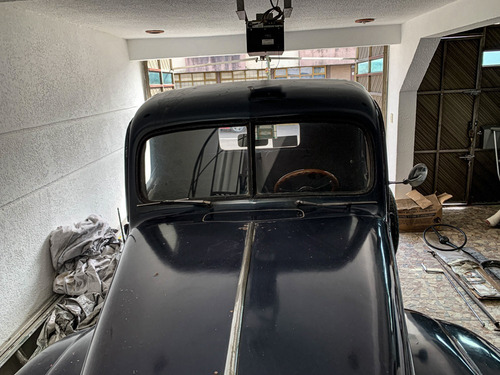 Imagen 13 de 15 de Pick Up Ford 1946 De Colección