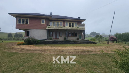 Casa En Venta De 8 Dorm. En Llanquihue