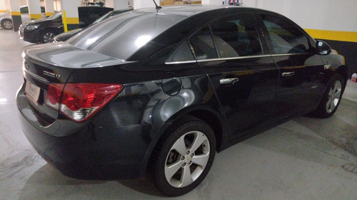 Imagem 4 de 15 de Chevrolet Cruze 1.8 Lt 16v Flex 4p Automático