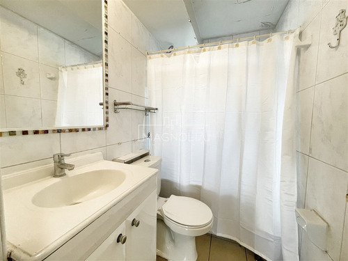 Departamento En Arriendo De 3 Dorm 3 B 2 E 1 Bod. Las Condes