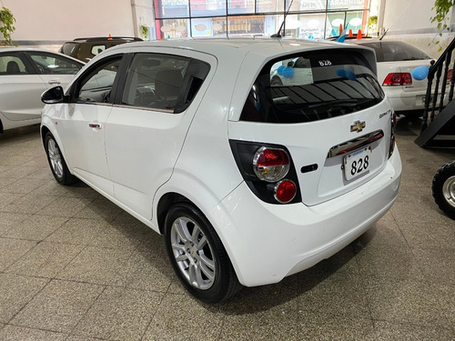Imagen 5 de 11 de Chevrolet Sonic 1.6 Ltz Full Full 2012