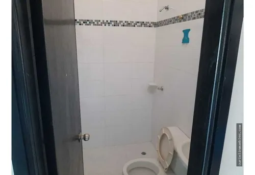 Venta Casa De 2 Pisos En El Cisne, Vía Minca