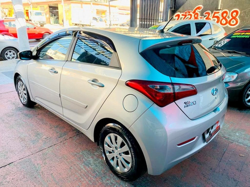 Imagem 6 de 15 de Hyundai Hb20 1.6 Comfort 16v Flex 4p Manual