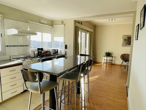 Departamento, Tandil, Centro 2 Ambientes Con Terraza Propia Y Hermosas Vistas 