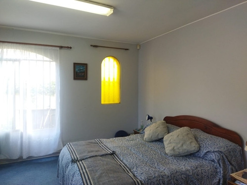 Venta De Casa Solidad En El Sector De El Canelo Algarrobo.