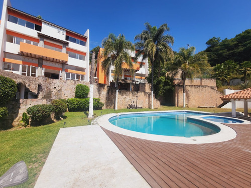 Conjunto Paraíso Que Consta De 2 Casas De 4 Habitaciones Cada Una Con Alberca, Jacuzzi, Enorme Jardín, Palapa Y Vistas Panorámicas En Fracc Rancho San Diego Ixtapan De La Sal Edomex