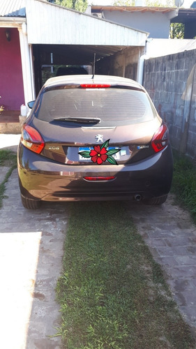 Peugeot 208 1.6 Feline 2020